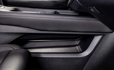 2027 Nissan Murano Dark Armor Interior Detail Wallpaper 450x275 (22)
