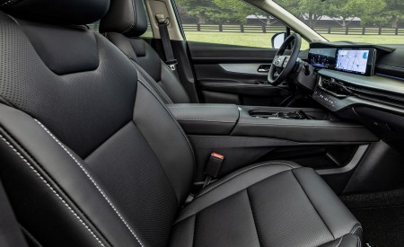 2027 Nissan Murano Dark Armor Interior Front Seats Wallpaper 450x275 (18)