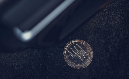 2027 Porsche 911 Carrera S with MT Package Interior Detail Wallpaper 450x275 (30)
