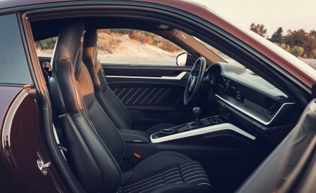 2027 Porsche 911 Carrera S with MT Package Interior Wallpaper 450x275 (16)