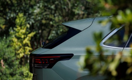 2027 Volkswagen Atlas Cross Sport Detail Wallpaper 450x275 (11)