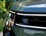 2027 Volkswagen Atlas Cross Sport Grille HD Wallpaper 150x120 (9)