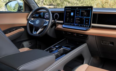 2027 Volkswagen Atlas Cross Sport Interior Wallpaper 450x275 (14)