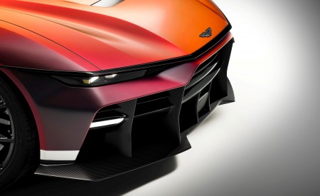 2028 Aston Martin Valen Headlight Wallpaper 450x275 (12)