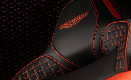 2028 Aston Martin Valen Interior Seats Wallpaper 450x275 (24)