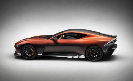 2028 Aston Martin Valen Side Wallpaper 450x275 (4)