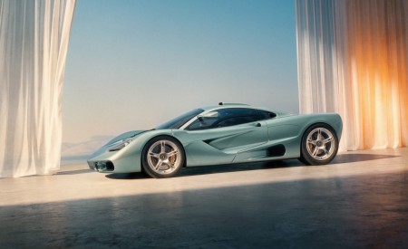 2028 Gordon Murray S1 Front Three-Quarter Wallpaper 450x275 (18)